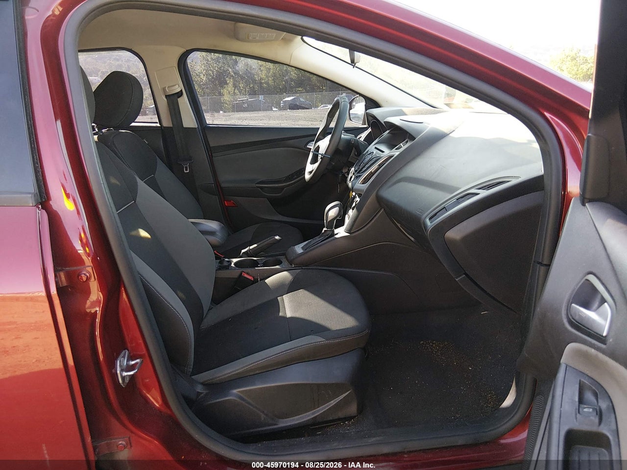 2014 FORD FOCUS SE · 5/11