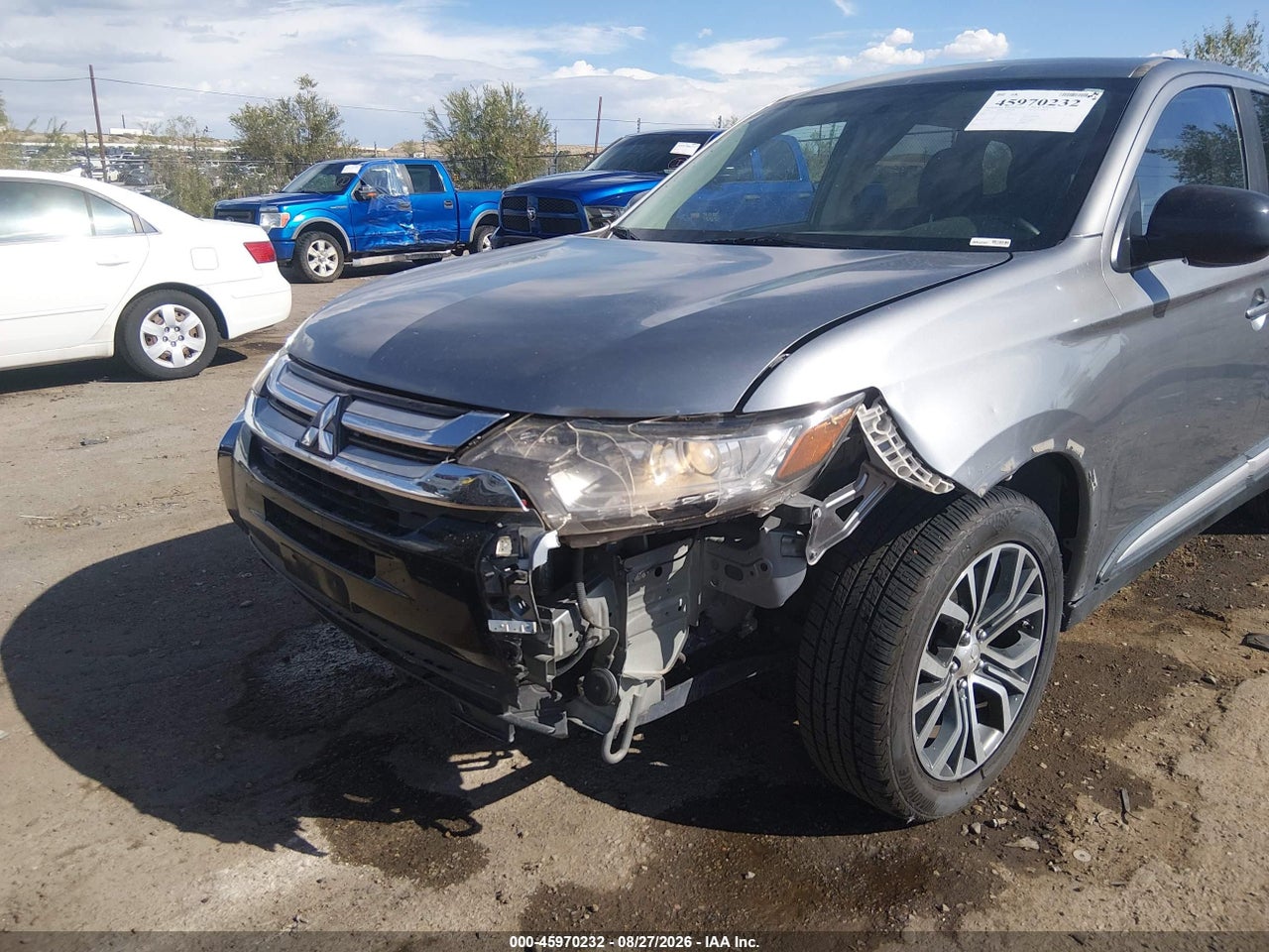 2016 MITSUBISHI OUTLANDER ES · 6/11