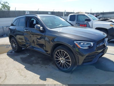 2020 MERCEDES-BENZ GLC 300  