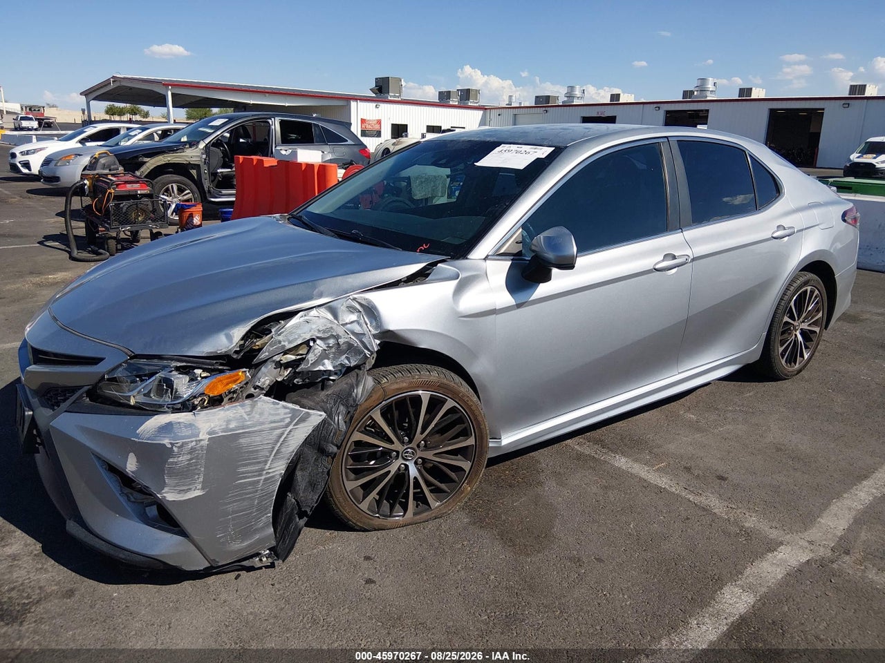 2018 TOYOTA CAMRY SE · 2/11