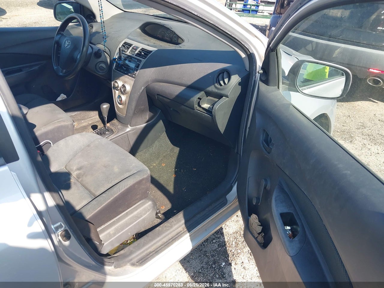 2009 TOYOTA YARIS · 5/11