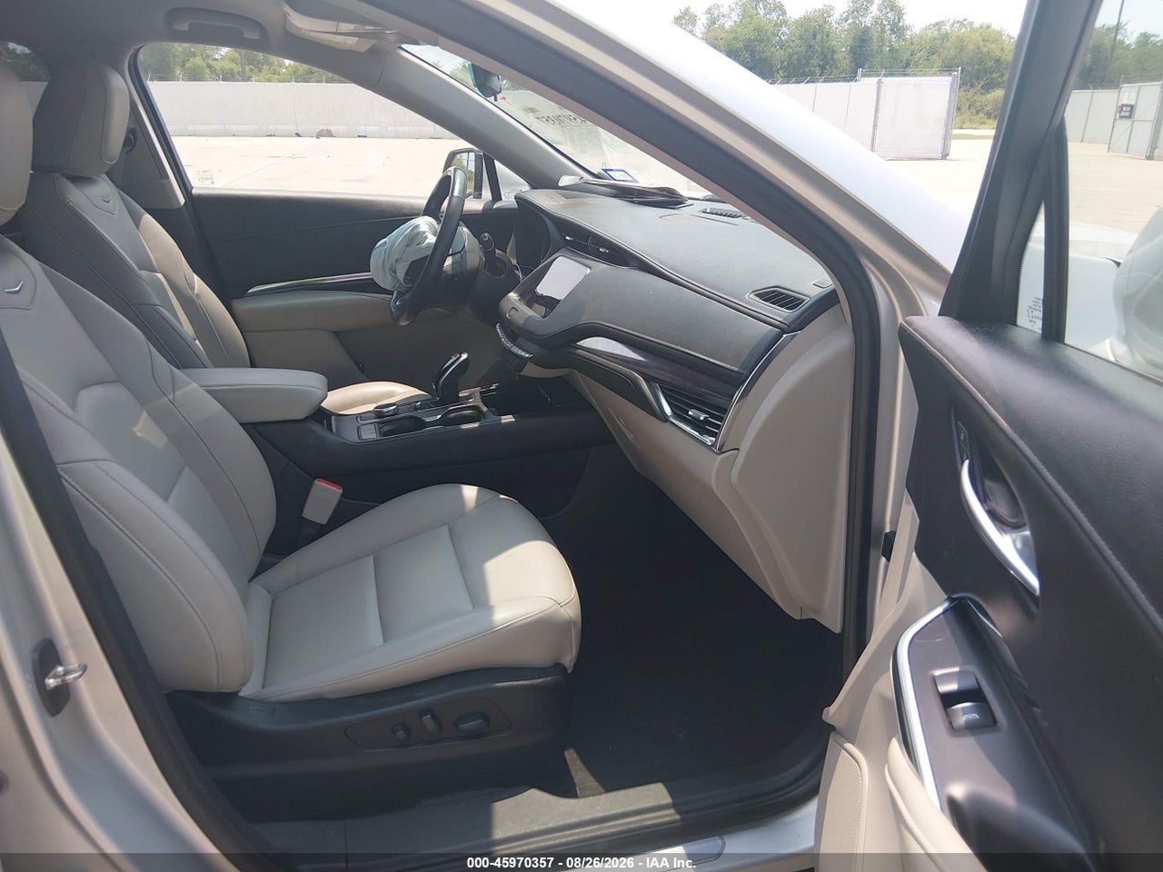 2021 CADILLAC XT4 AWD LUXURY · 5/11