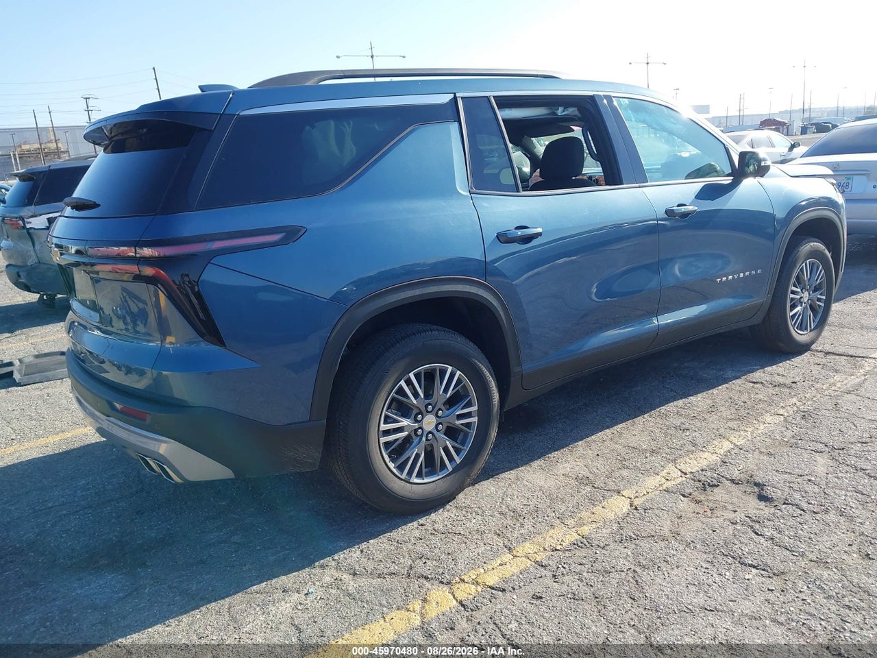 2025 CHEVROLET TRAVERSE FWD LT · 4/11