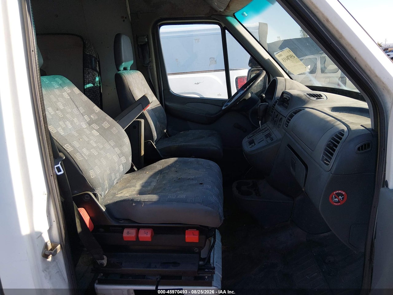 2006 DODGE SPRINTER VAN 2500 HC · 5/10
