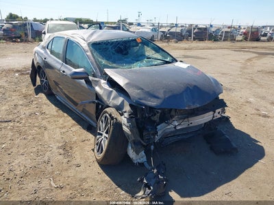 4T1G11AK2MU****** · 2021 TOYOTA CAMRY SE