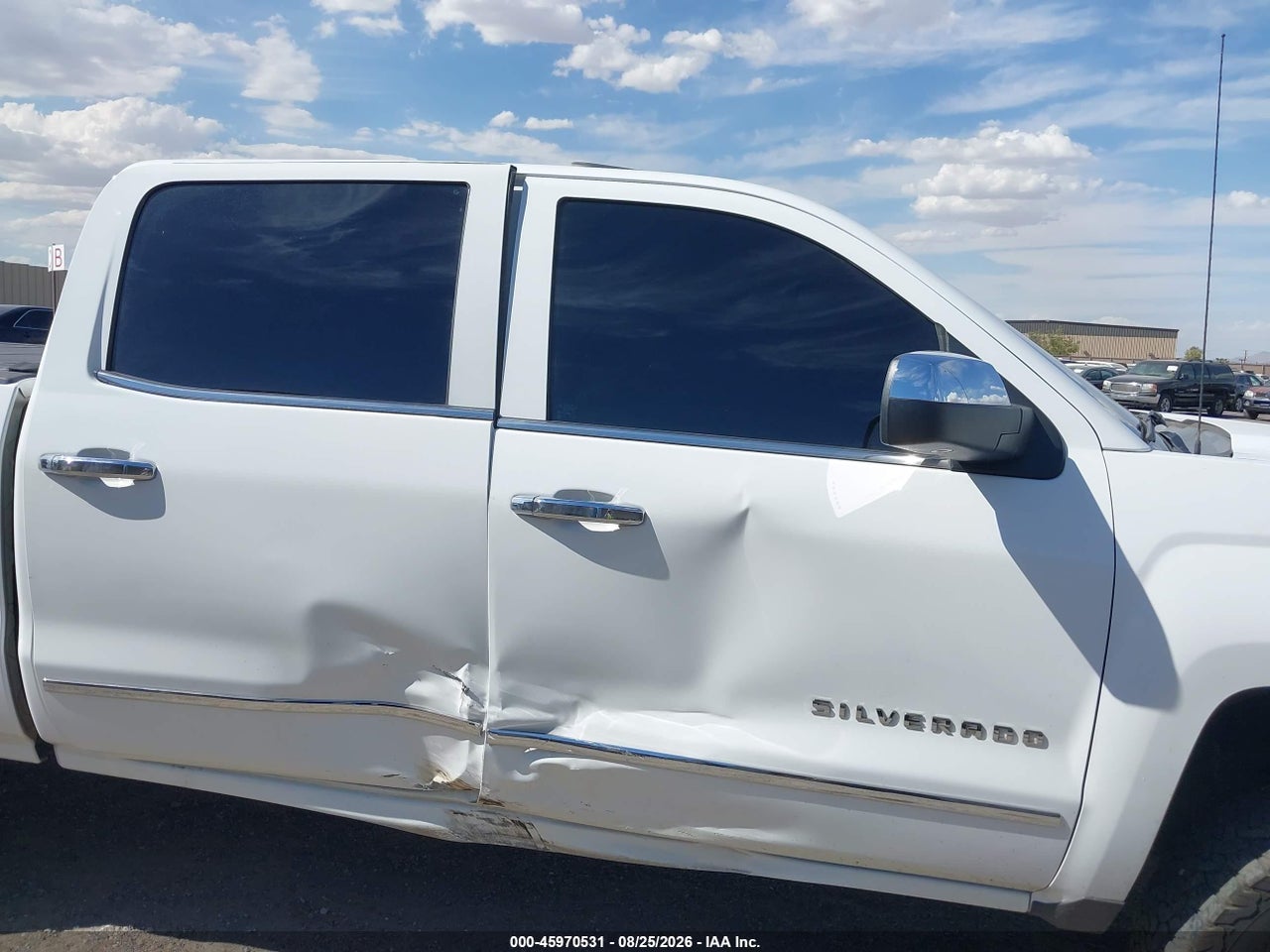 2015 CHEVROLET SILVERADO 1500 LTZ · 6/11
