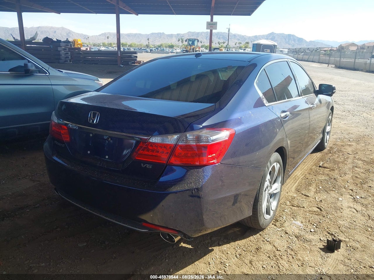 2015 HONDA ACCORD EX-L V-6 · 4/11