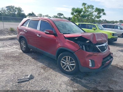5XYKT3A62EG****** · 2014 KIA SORENTO LX
