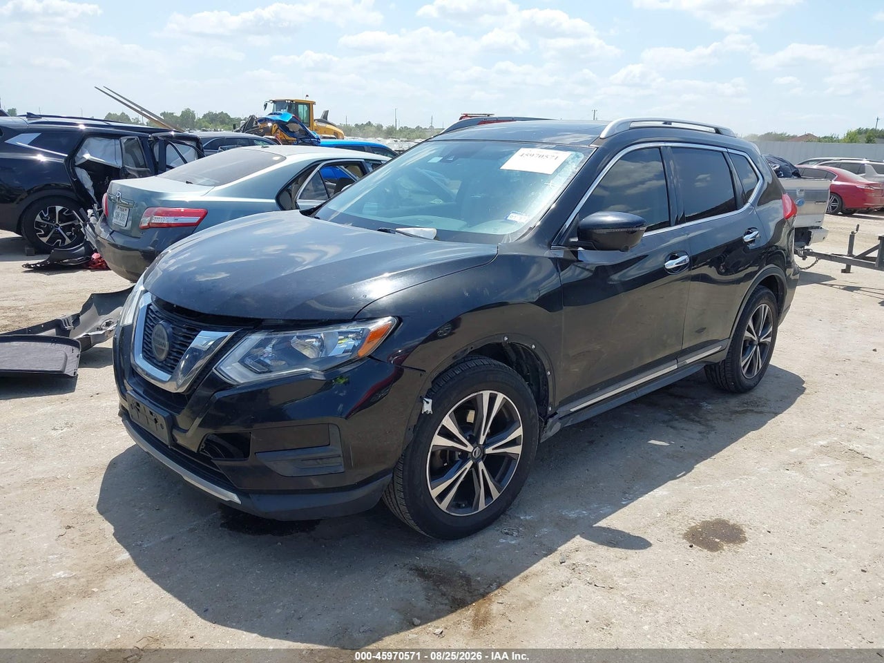 2017 NISSAN ROGUE SL · 2/11