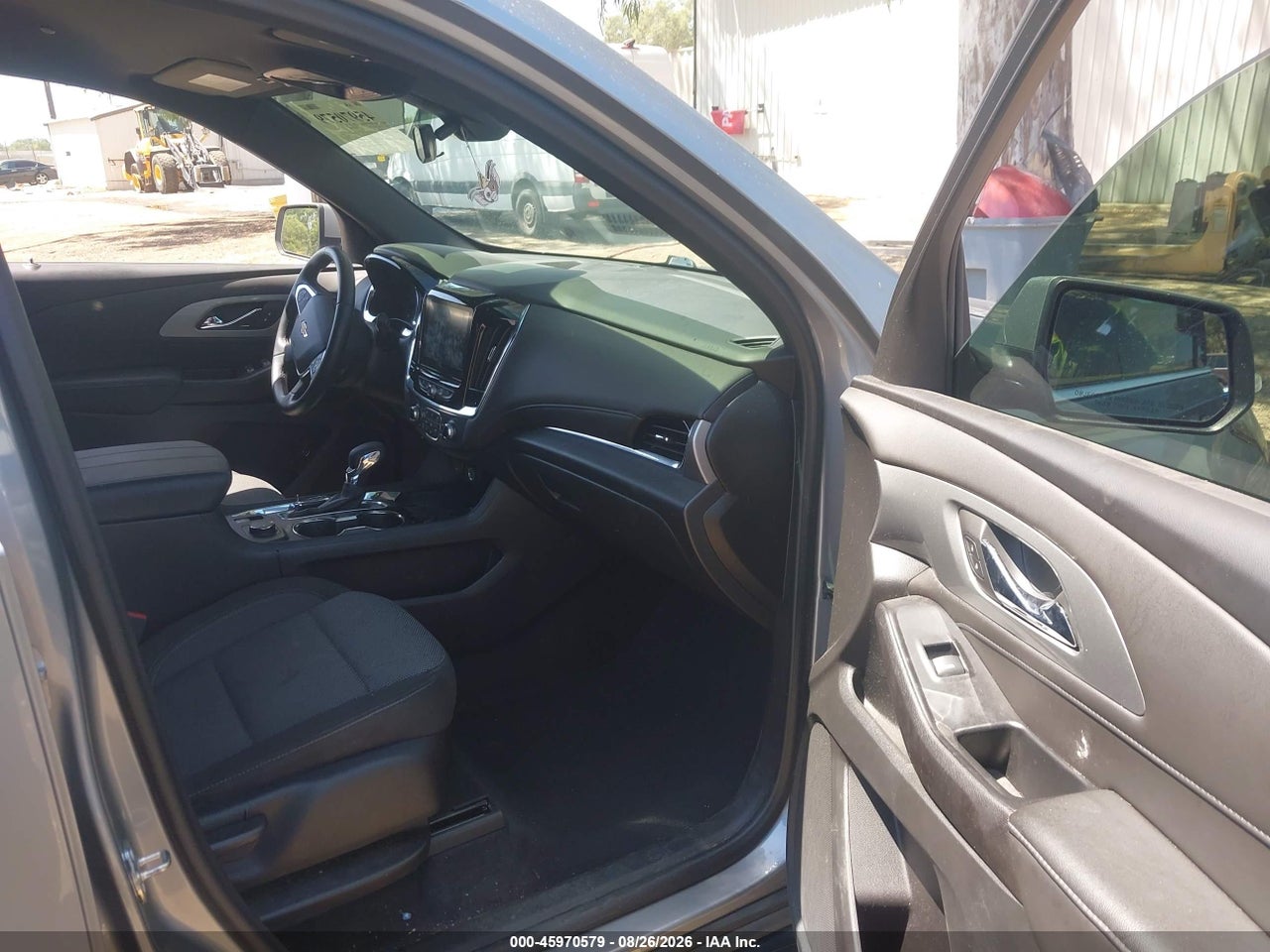 2023 CHEVROLET TRAVERSE FWD LT CLOTH · 5/11