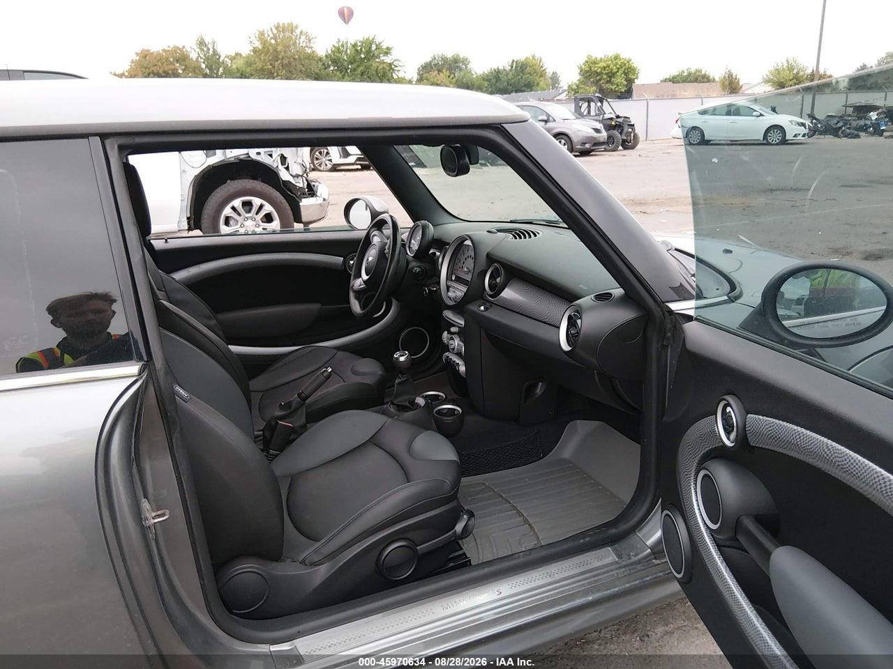 2009 MINI COOPER S   · 5/11