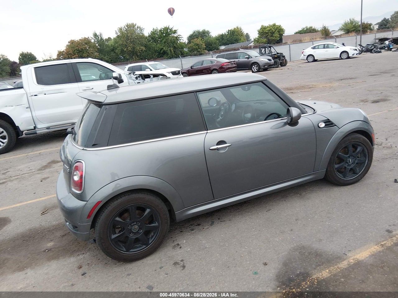 2009 MINI COOPER S   · 4/11