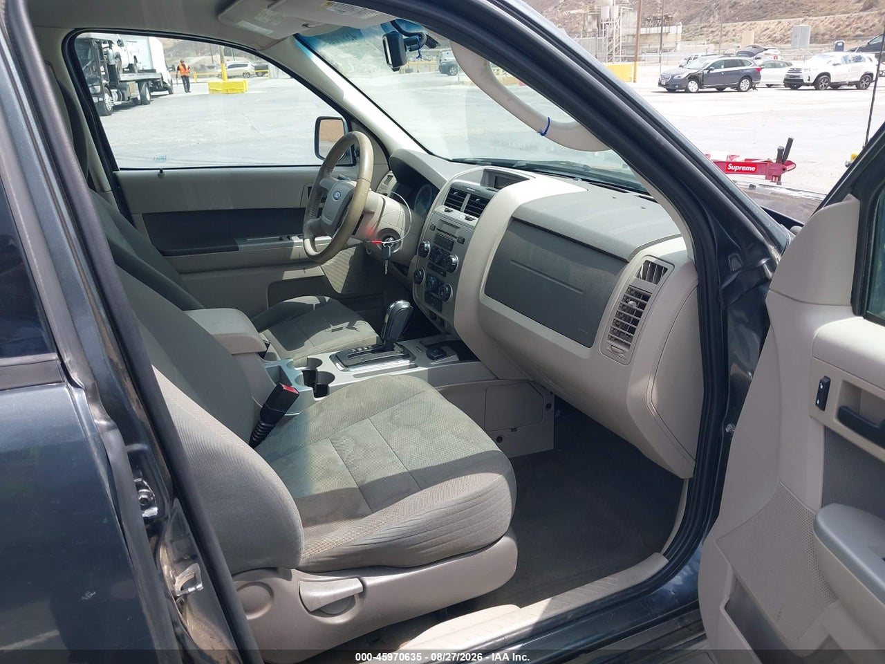 2009 FORD ESCAPE HYBRID   · 5/11