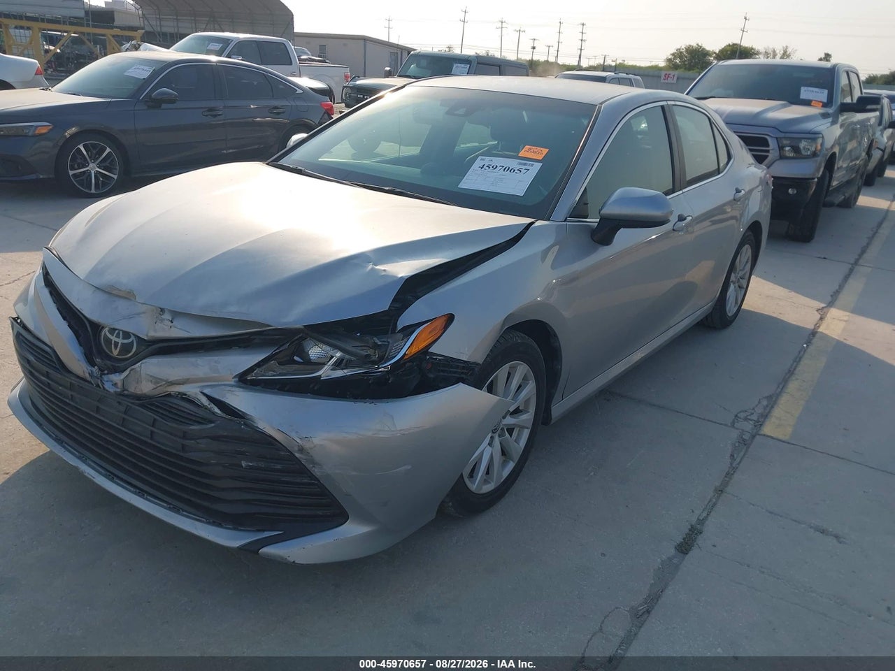 2018 TOYOTA CAMRY LE · 2/11