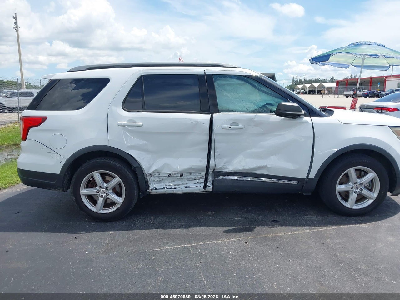 2019 FORD EXPLORER XLT · 6/11