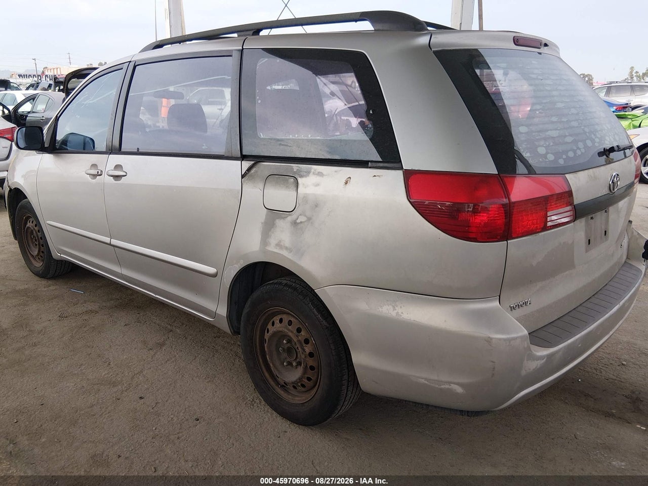 2005 TOYOTA SIENNA CE · 3/10
