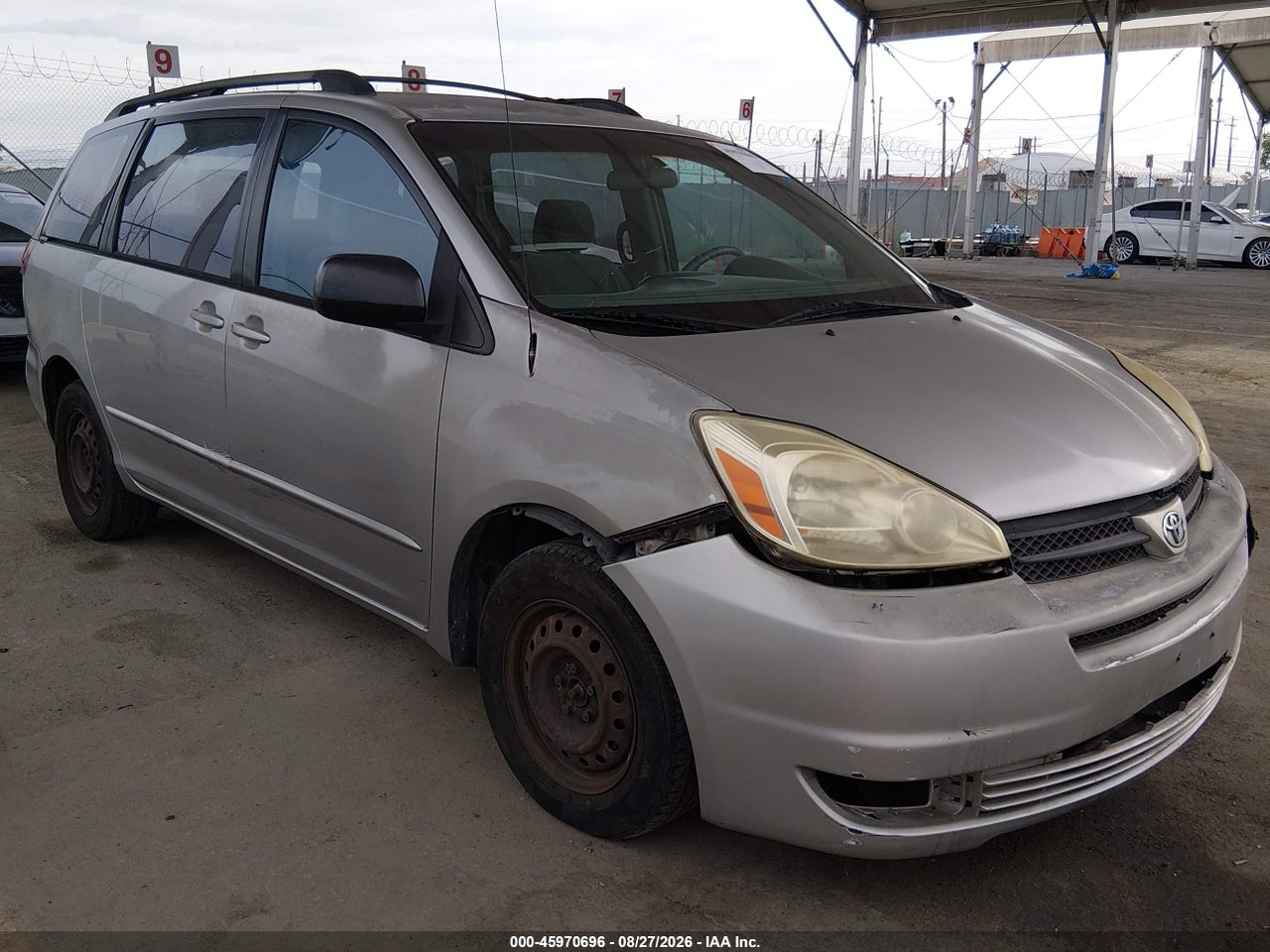 2005 TOYOTA SIENNA CE