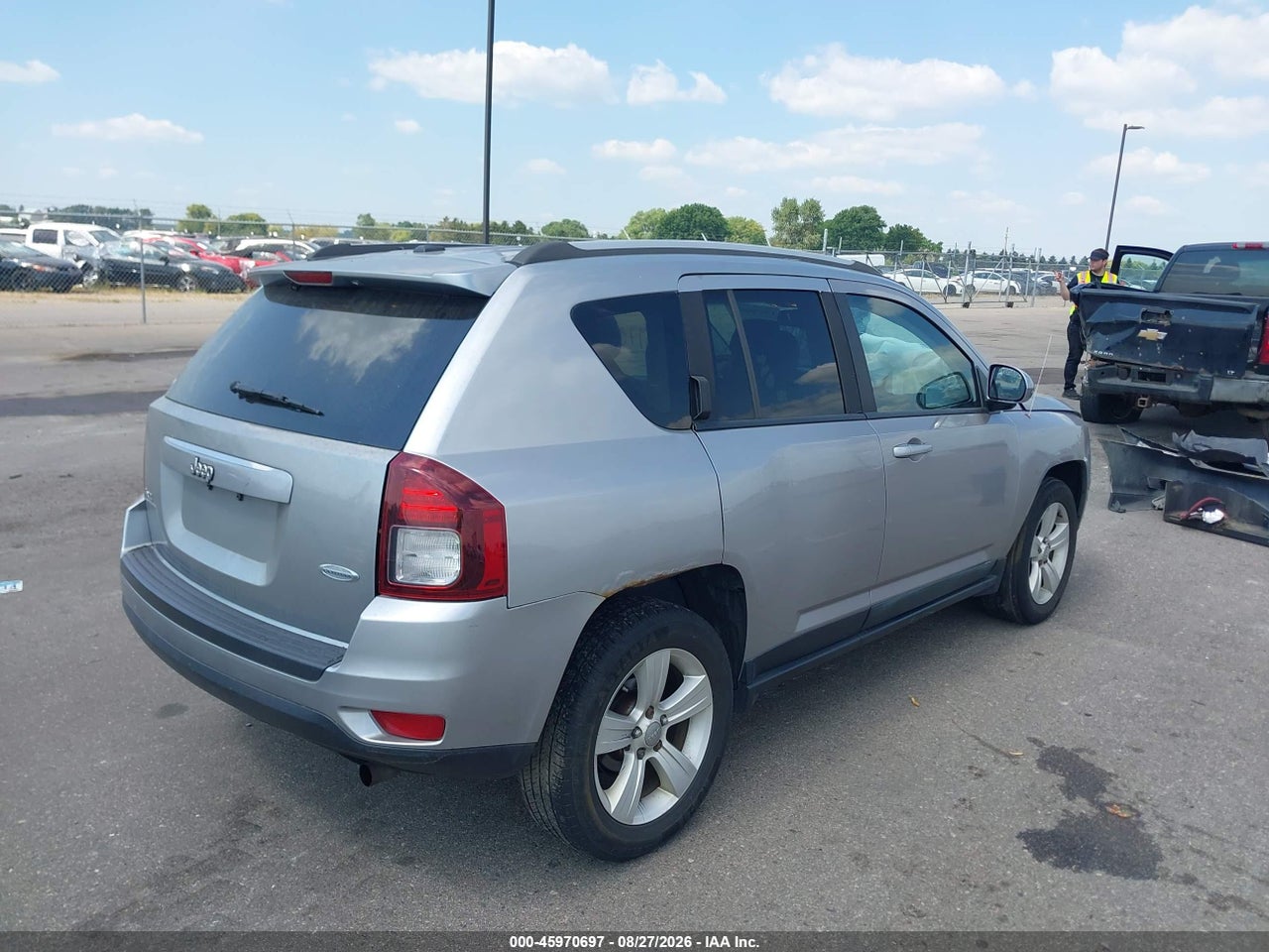 2016 JEEP COMPASS LATITUDE · 4/11