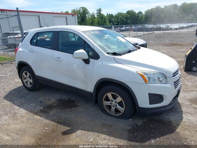 3GNCJNSB0GL****** · 2016 CHEVROLET TRAX LS