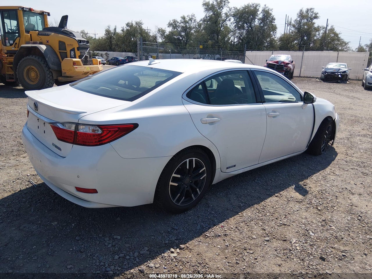 2013 LEXUS ES 300H · 4/11