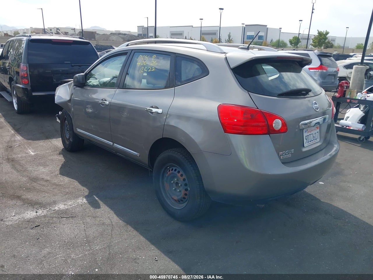 2015 NISSAN ROGUE SELECT S · 3/11