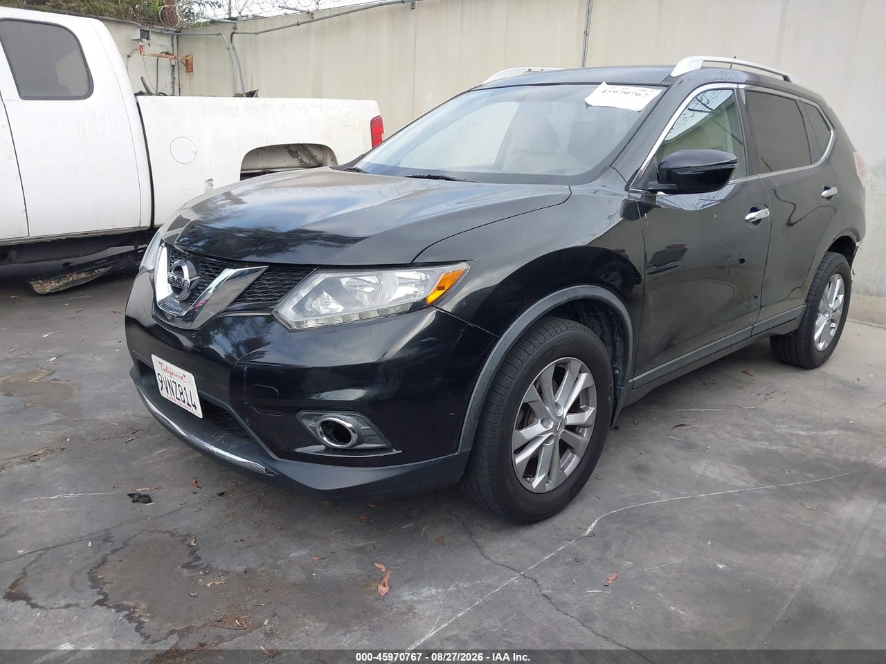 2016 NISSAN ROGUE SV · 2/11