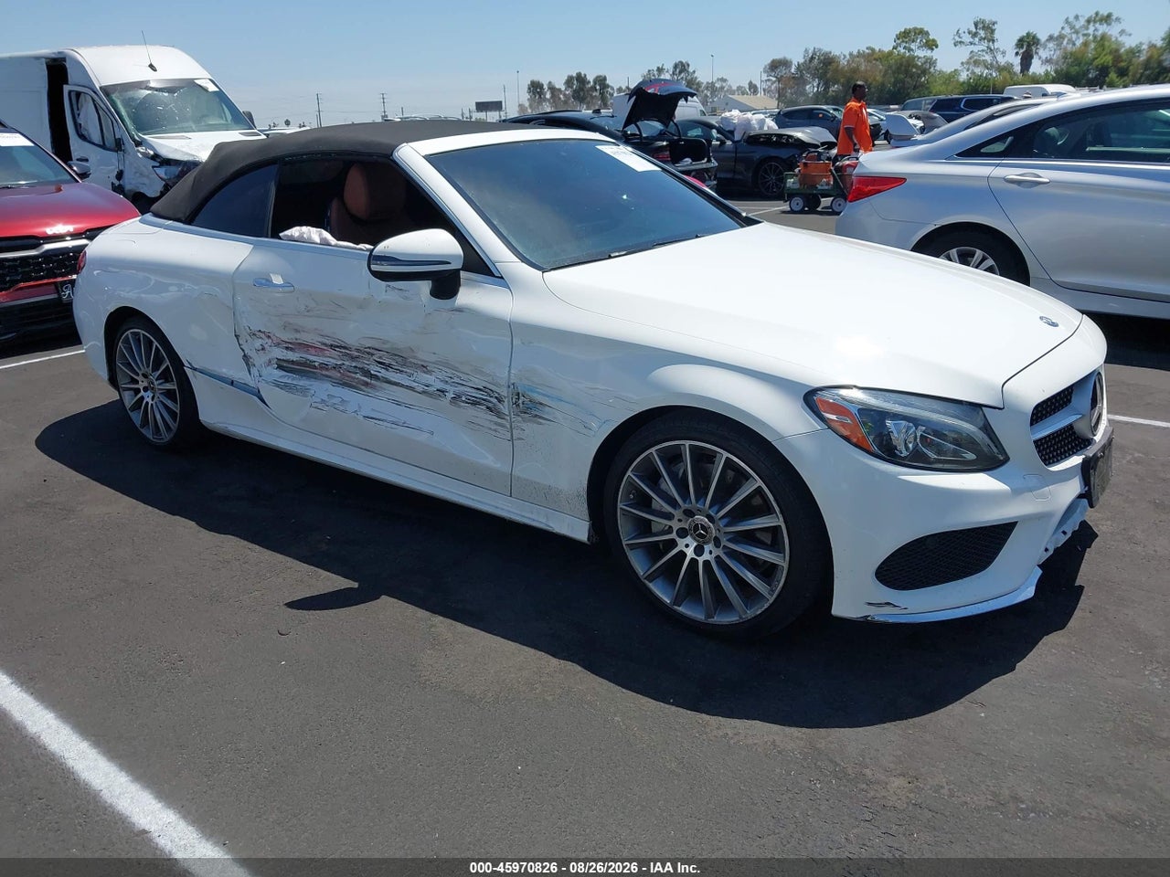 WDDWK4JBXJF****** · 2018 MERCEDES-BENZ C 300