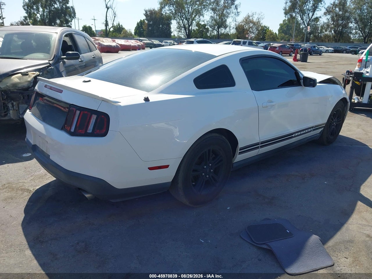 2012 FORD MUSTANG V6 PREMIUM · 4/11
