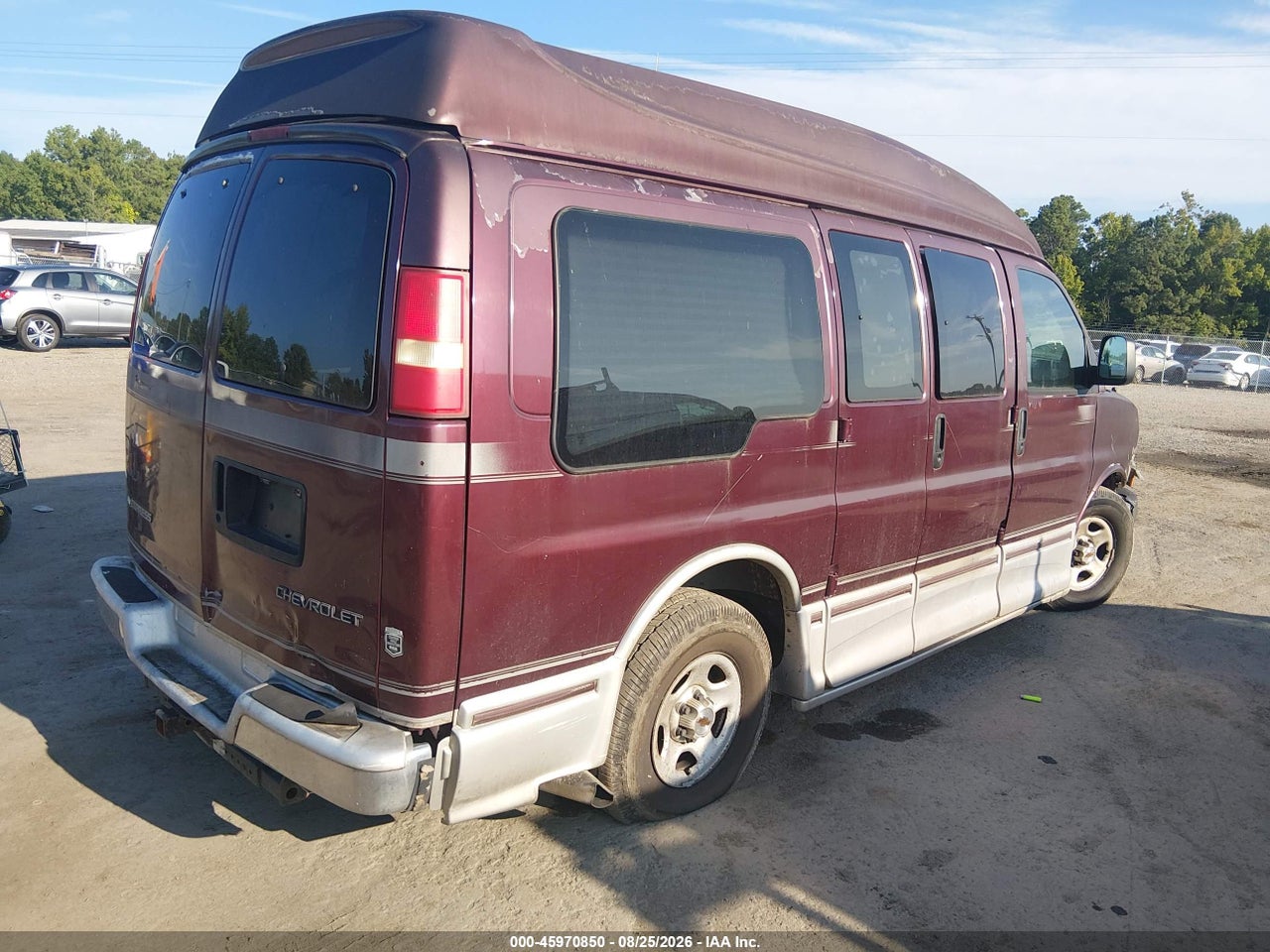 2003 CHEVROLET EXPRESS UPFITTER · 4/11