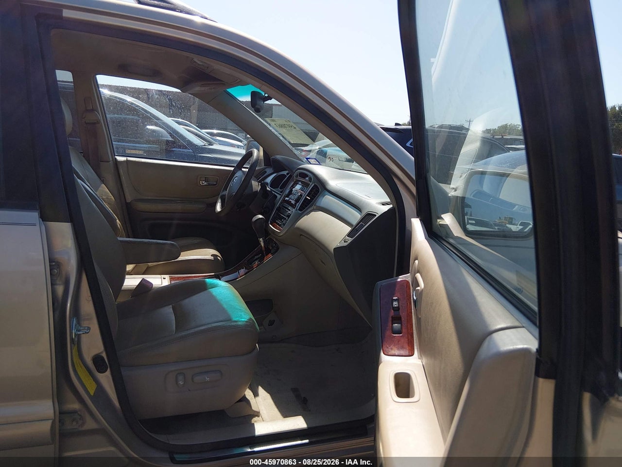 2004 TOYOTA HIGHLANDER LIMITED V6 · 5/11
