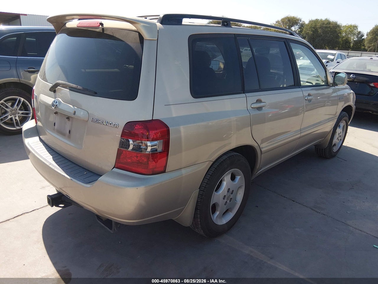 2004 TOYOTA HIGHLANDER LIMITED V6 · 4/11