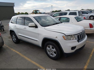 1J4RR4GG3BC****** · 2011 JEEP GRAND CHEROKEE LAREDO