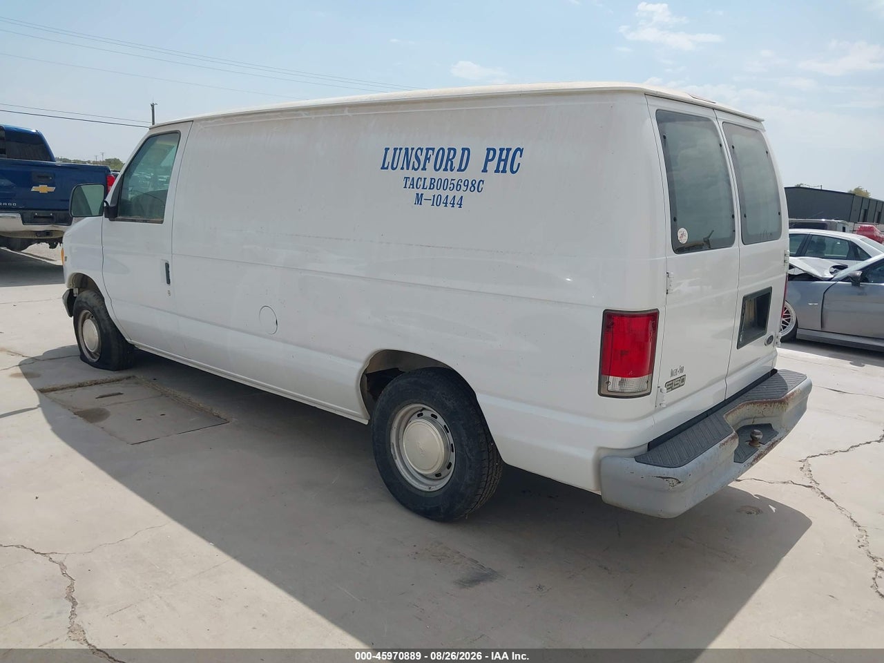 2000 FORD E-150 COMMERCIAL/RECREATIONAL · 3/11