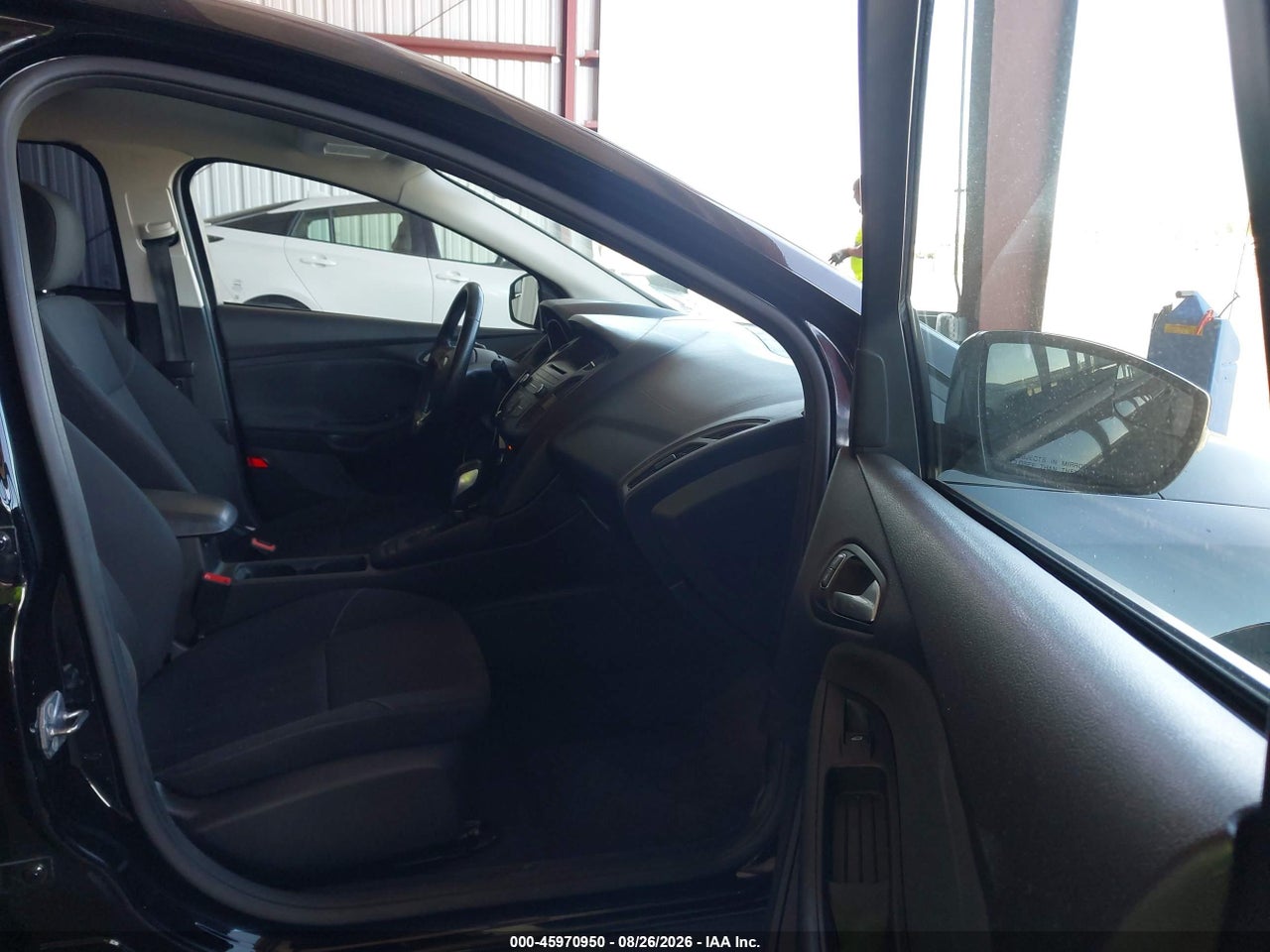 2017 FORD FOCUS SE · 5/11