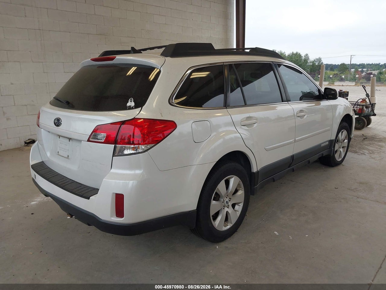 2011 SUBARU OUTBACK 3.6R LIMITED · 4/11