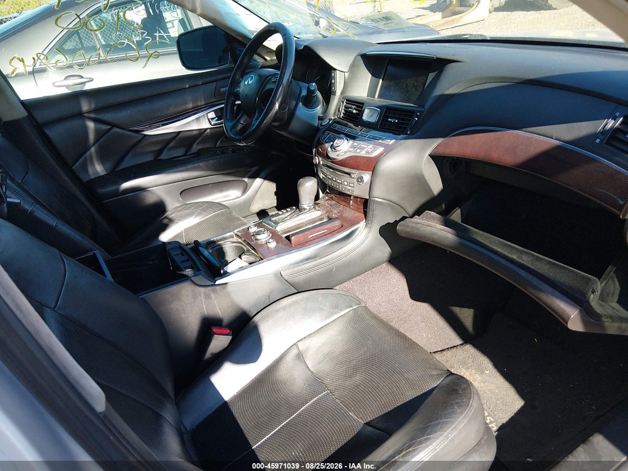 2012 INFINITI M35H · 5/10