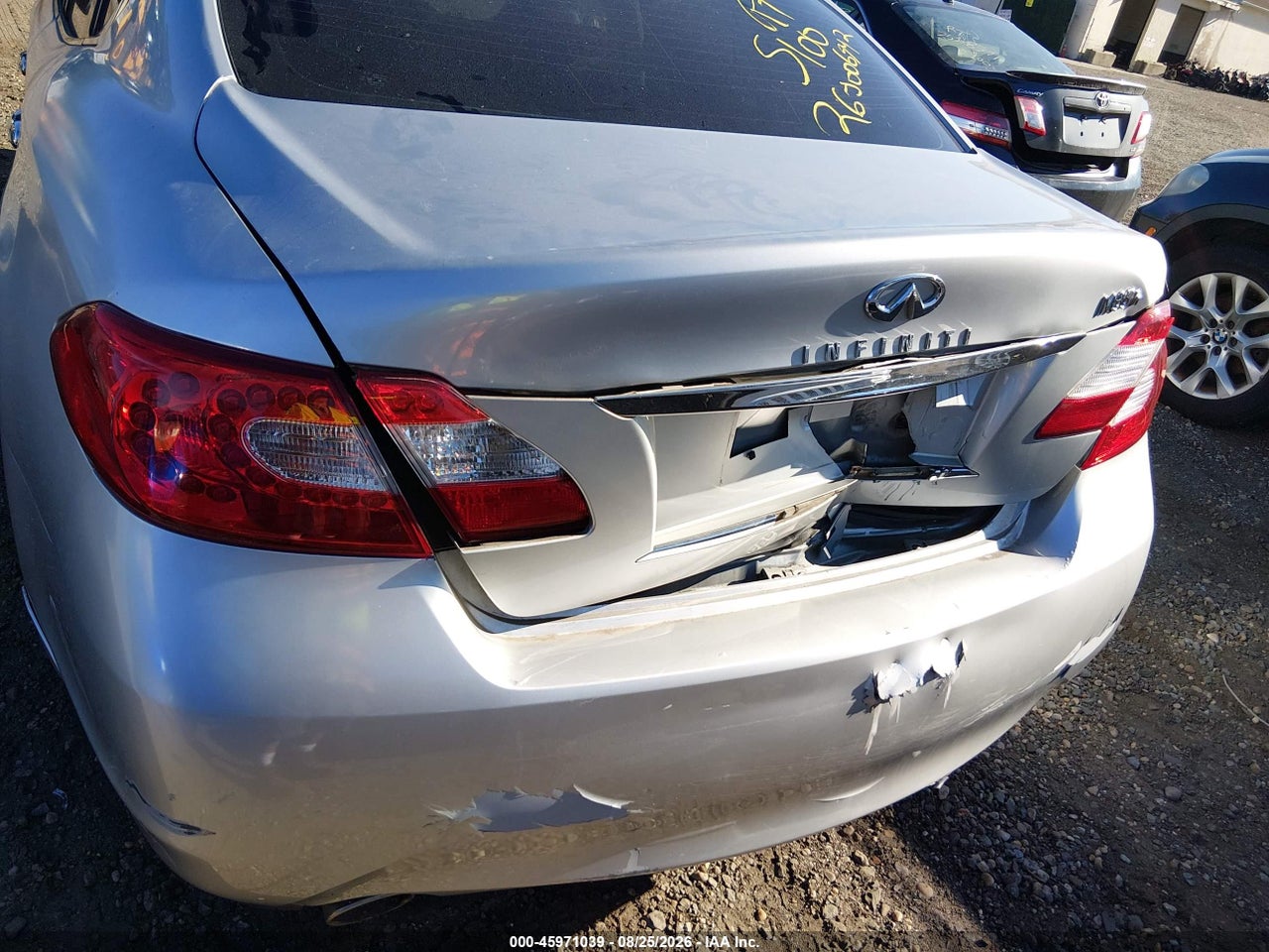 2012 INFINITI M35H · 6/10