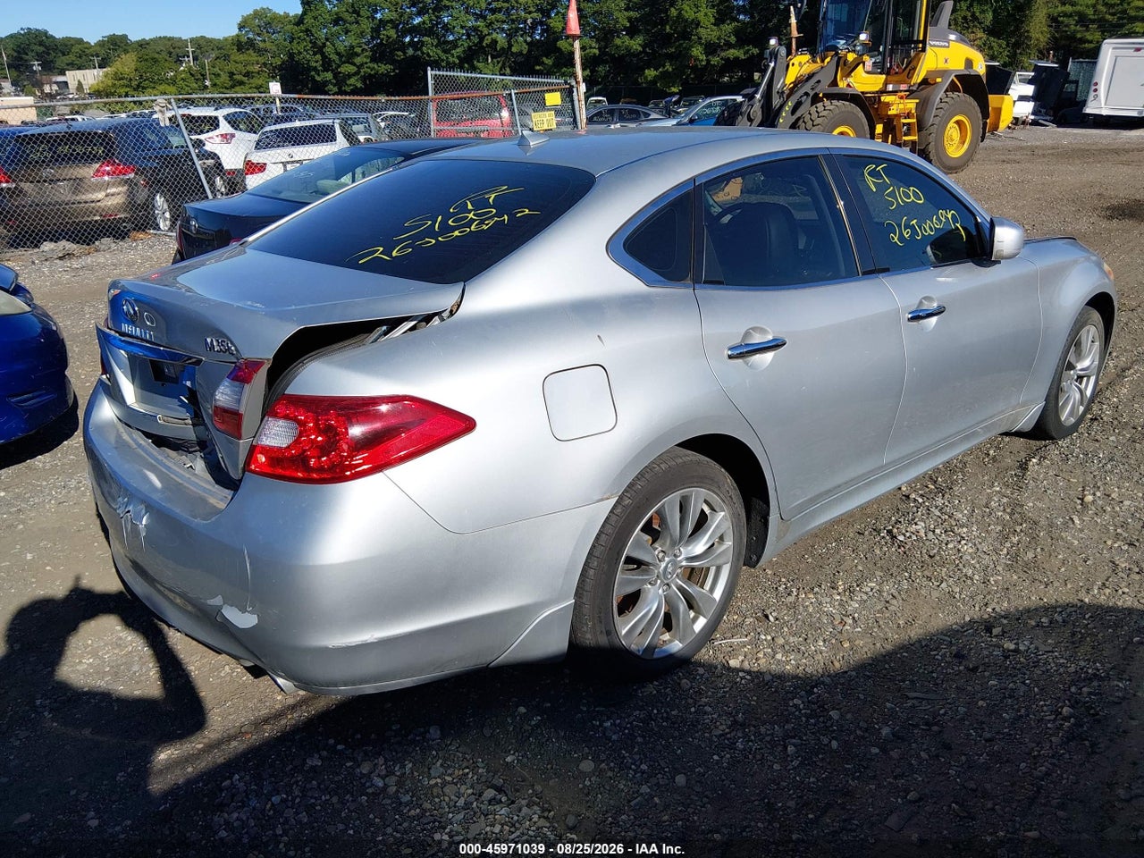 2012 INFINITI M35H · 4/10