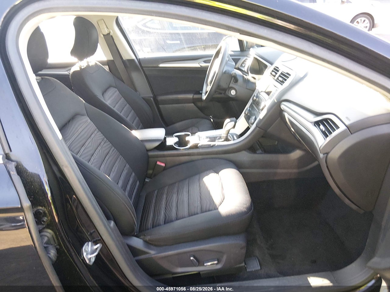 2016 FORD FUSION SE · 5/11