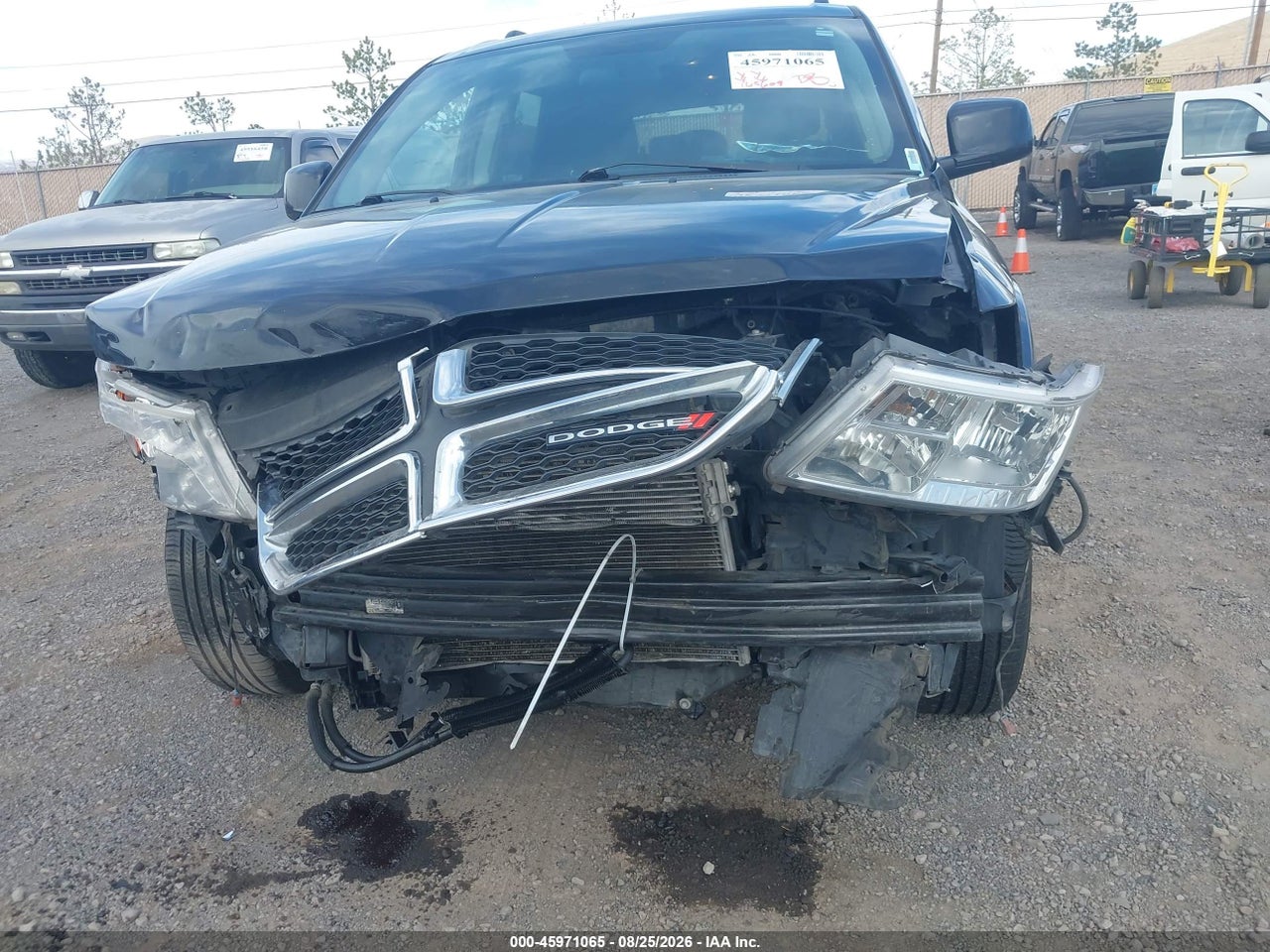2017 DODGE JOURNEY SXT · 6/10