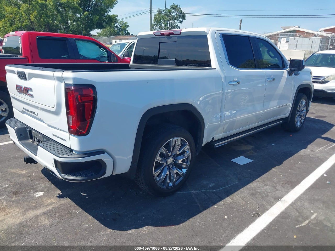 2023 GMC SIERRA 1500 4WD  SHORT BOX DENALI · 4/11
