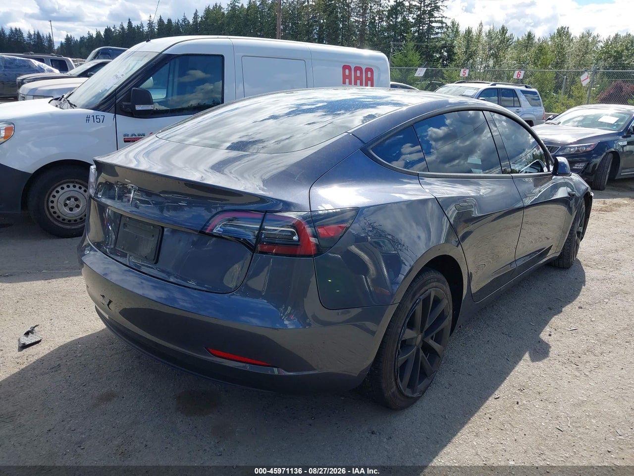 2023 TESLA MODEL 3 REAR-WHEEL DRIVE · 4/10