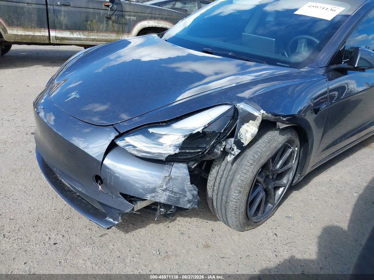 2023 TESLA MODEL 3 REAR-WHEEL DRIVE · 6/10