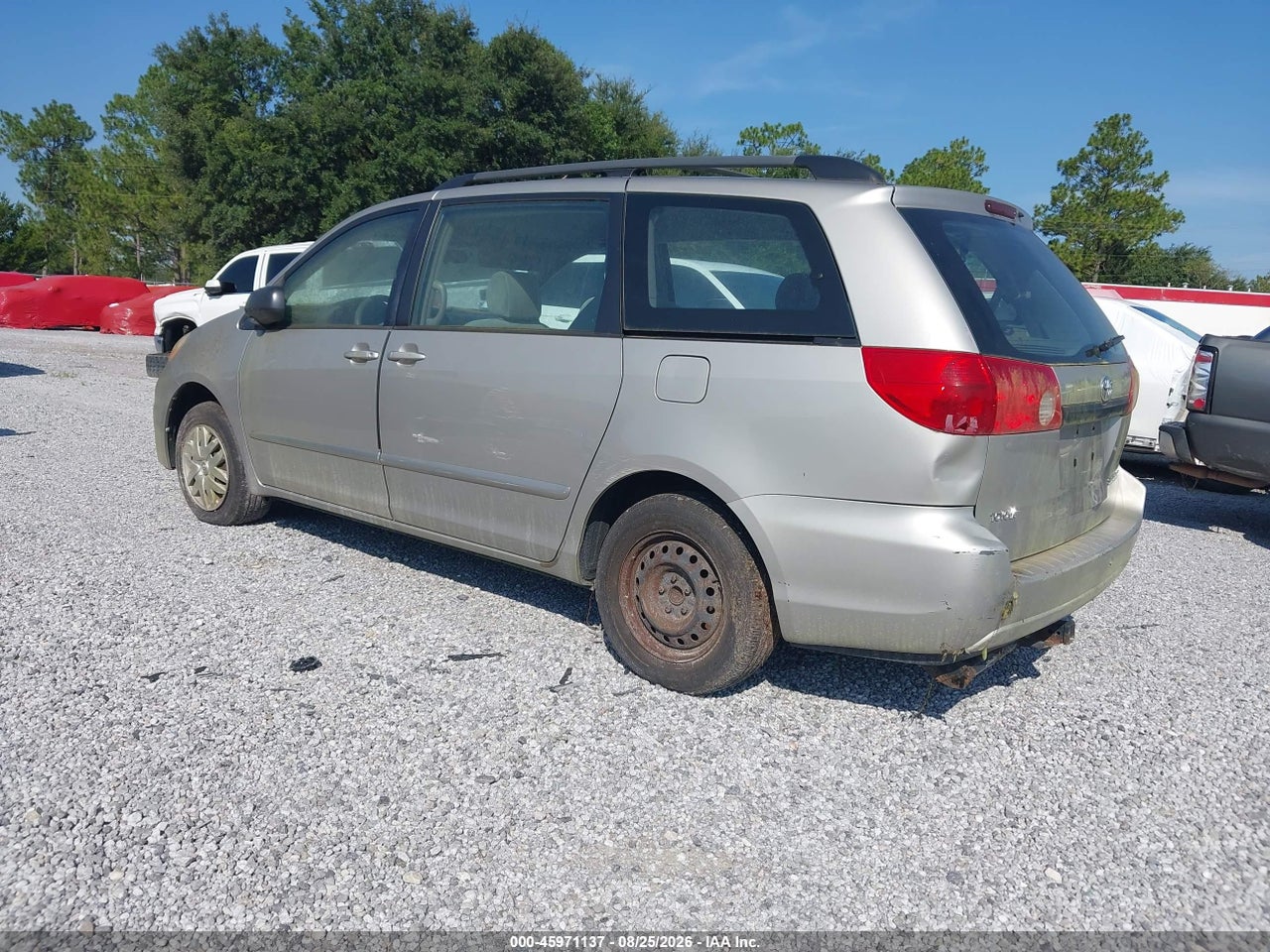 2008 TOYOTA SIENNA CE · 3/11