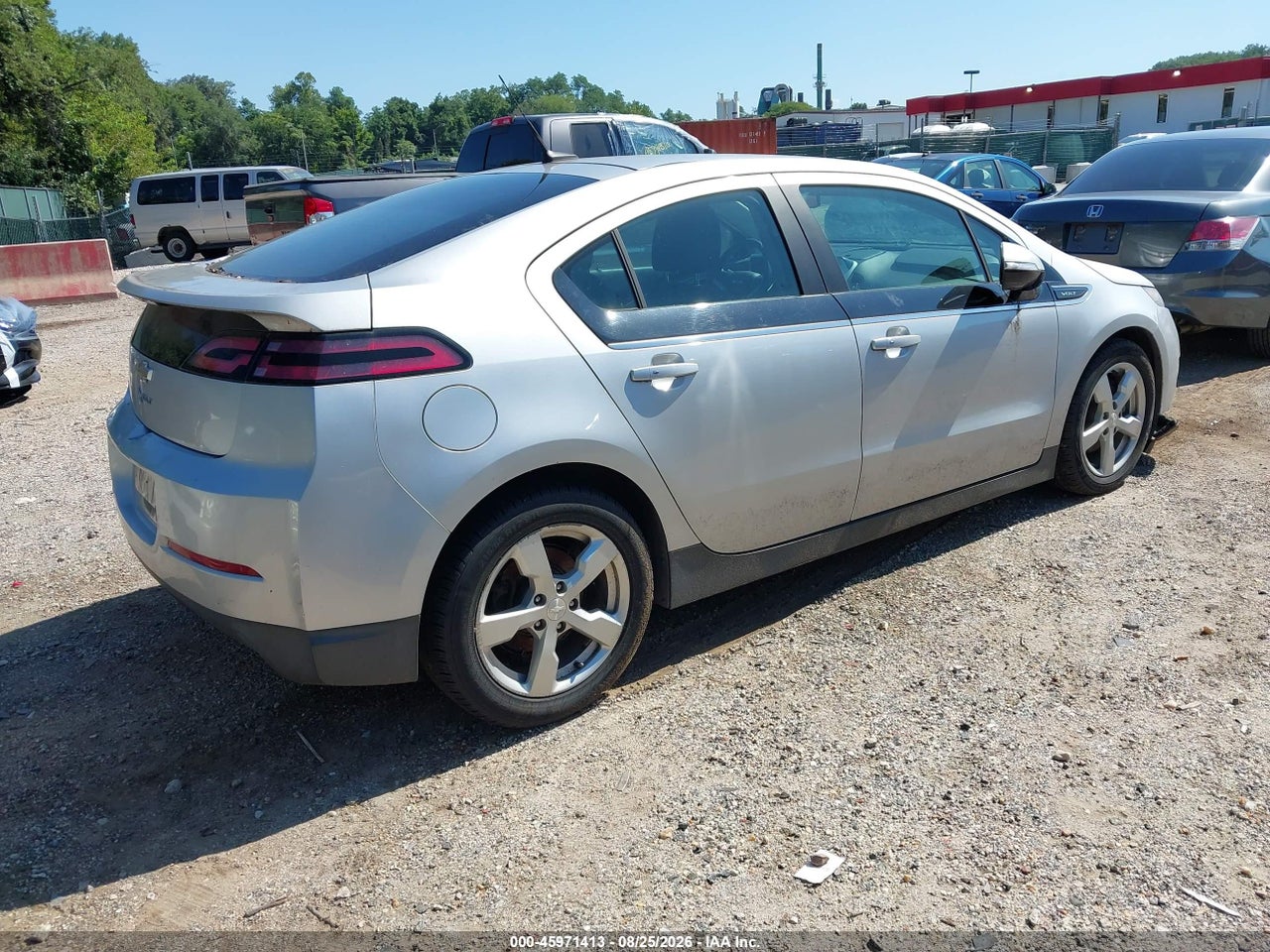 2013 CHEVROLET VOLT · 4/11