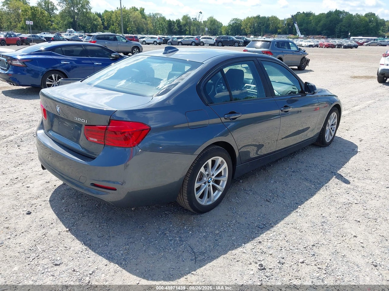 2016 BMW 320I XDRIVE · 4/11
