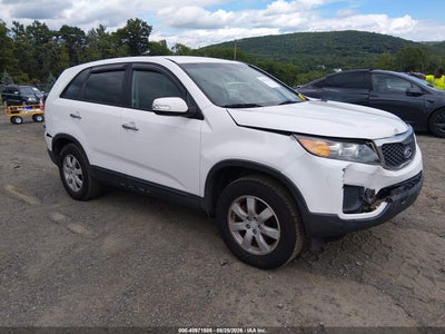 5XYKT3A14BG****** · 2011 KIA SORENTO LX