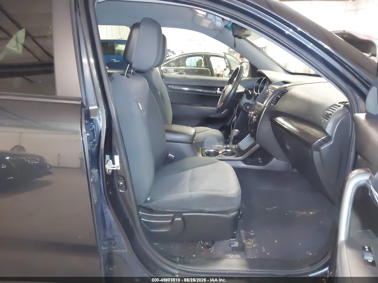 2012 KIA SORENTO LX · 5/11