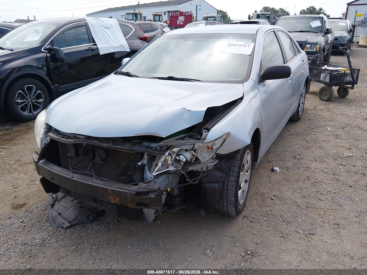 2009 TOYOTA CAMRY LE · 2/11