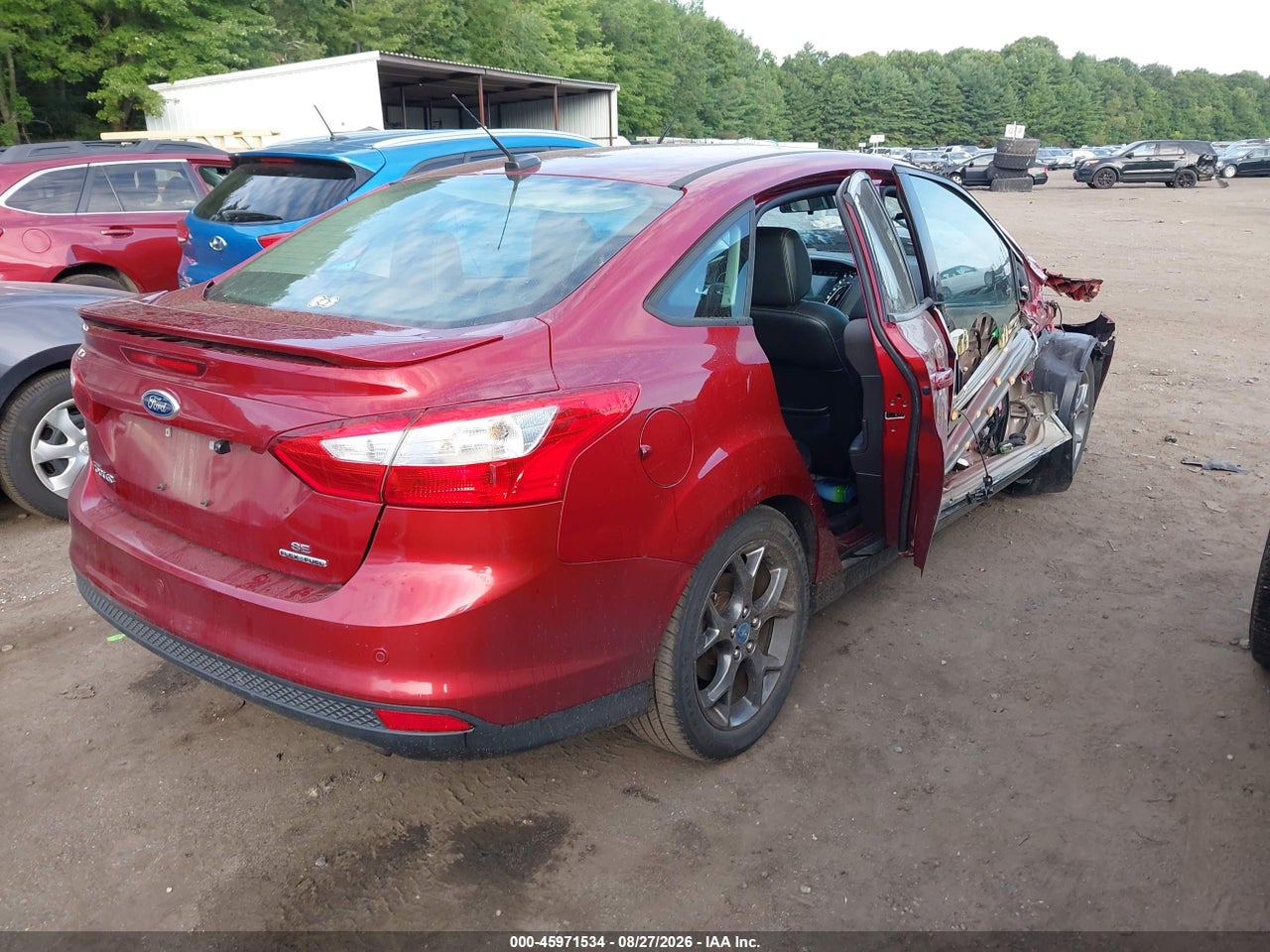 2014 FORD FOCUS SE · 4/11